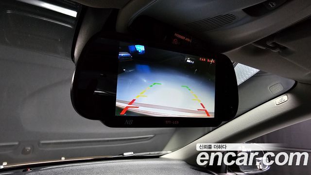 Volvo V40 2013 — photo 15