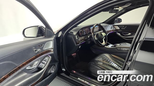 Mercedes-Benz S-Class 2020 — photo 10
