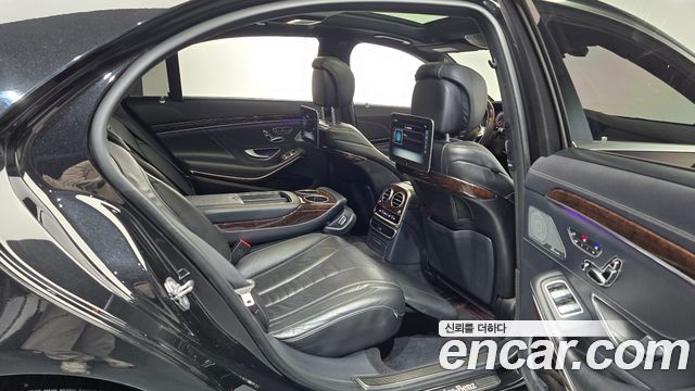 Mercedes-Benz S-Class 2020 — photo 12