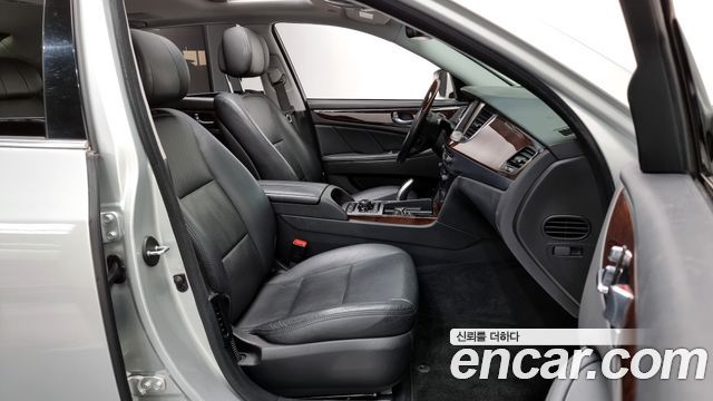 Hyundai Equus 2014 — photo 11