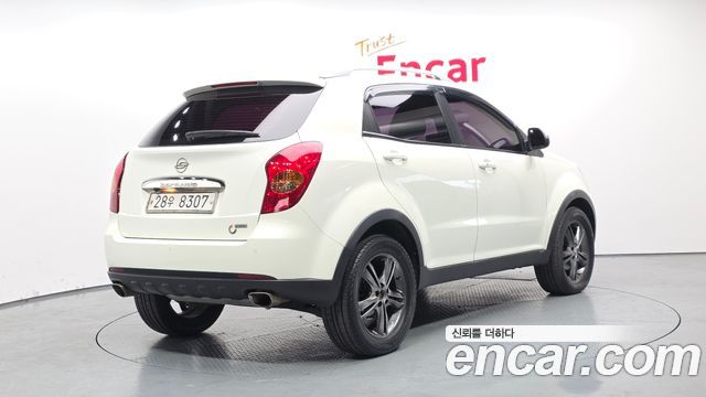 KG Mobility KORANDO 2011 — photo 2