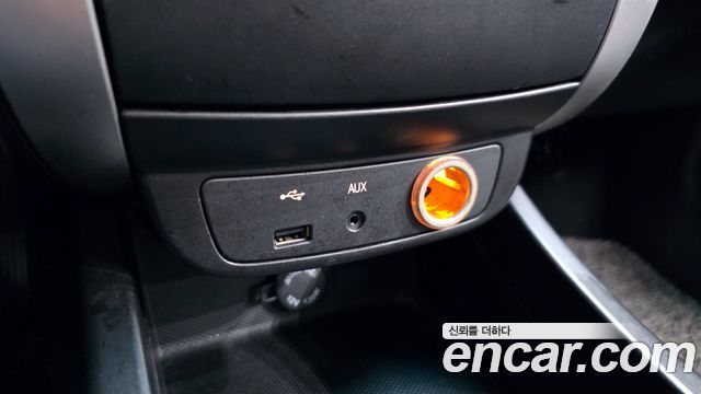 KG Mobility KORANDO 2011 — photo 17