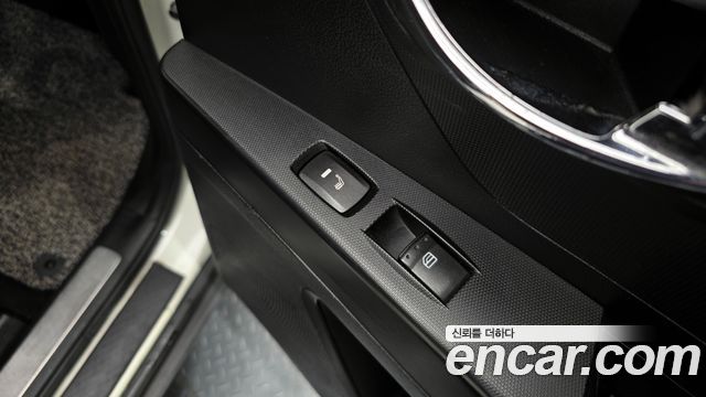KG Mobility KORANDO 2011 — photo 18