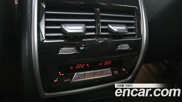 BMW X5 2022 — photo 18