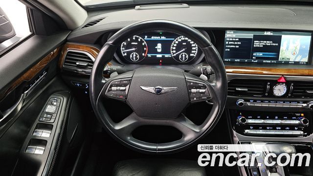 Genesis EQ900 2016 — photo 13