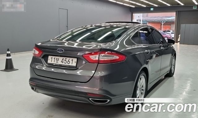 Ford Mondeo 2015 — photo 2