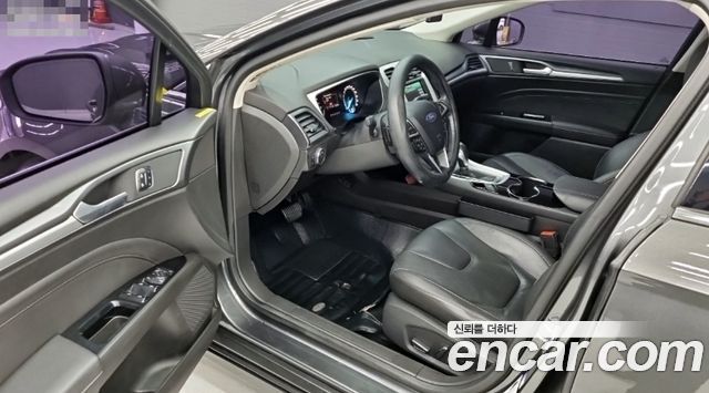 Ford Mondeo 2015 — photo 10