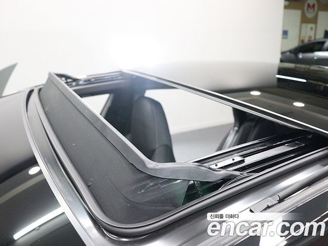 Audi S7 2023 — photo 11