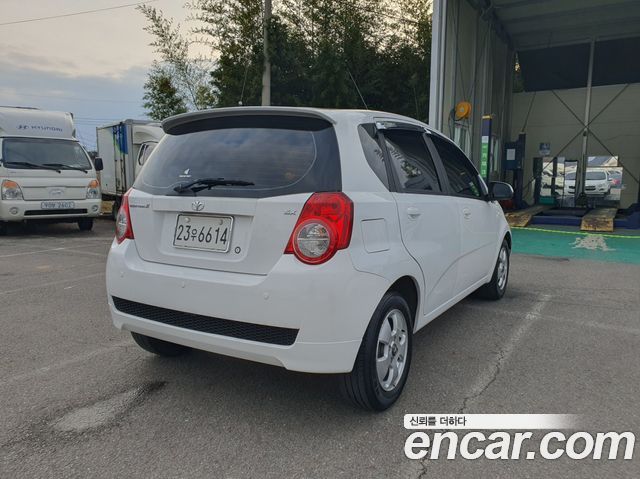 Chevrolet Korea Gentra 2010 — photo 5