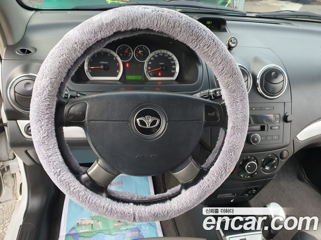Chevrolet Korea Gentra 2010 — photo 13