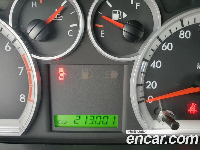 Chevrolet Korea Gentra 2010 — photo 14