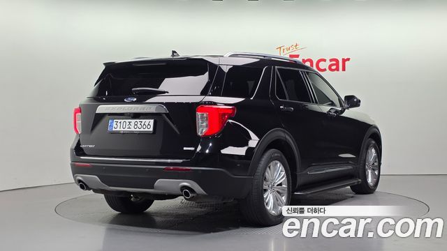 Ford Explorer 2020 — photo 2