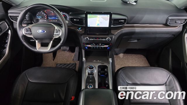 Ford Explorer 2020 — photo 7