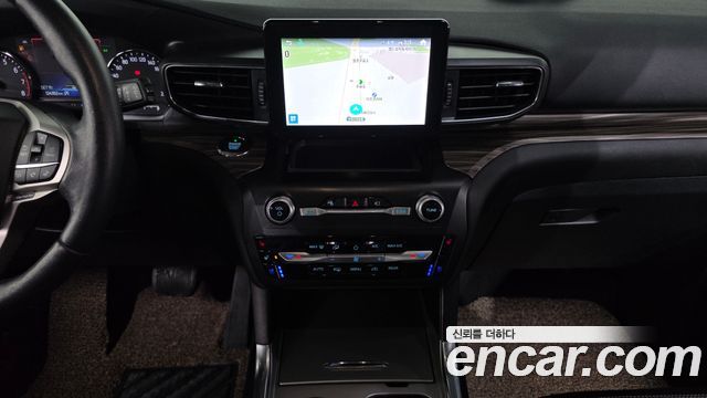 Ford Explorer 2020 — photo 15