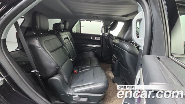 Ford Explorer 2020 — photo 19