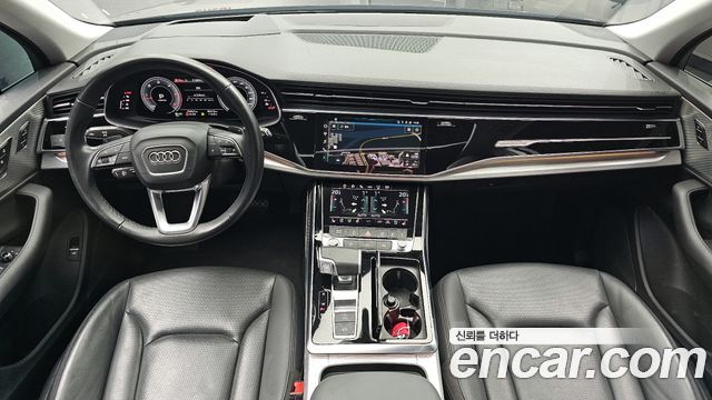 Audi Q7 2021 — photo 7