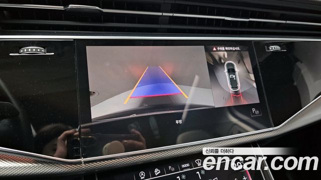 Audi Q7 2021 — photo 15