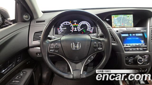Honda Legend 2016 — photo 13