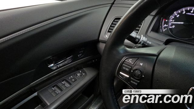 Honda Legend 2016 — photo 17