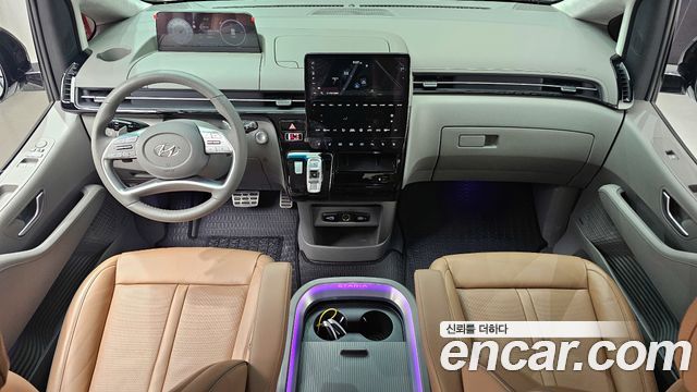 Hyundai Staria 2024 — photo 7
