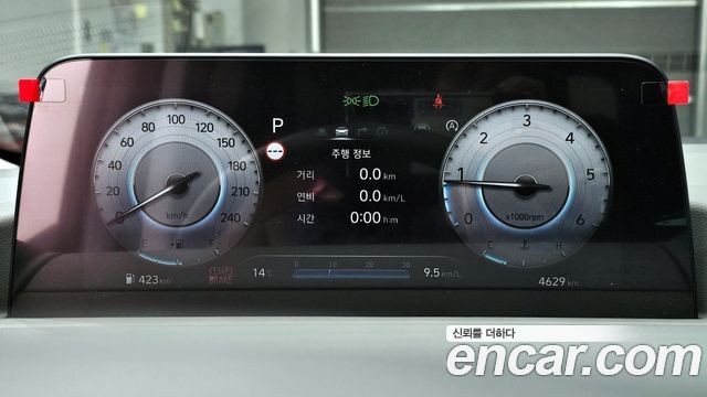 Hyundai Staria 2024 — photo 8