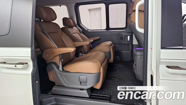 Hyundai Staria 2024 — photo 12