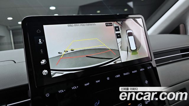 Hyundai Staria 2024 — photo 15