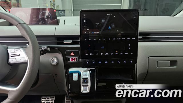 Hyundai Staria 2024 — photo 16