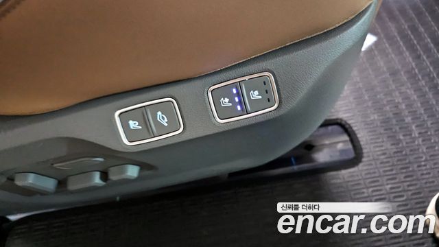 Hyundai Staria 2024 — photo 18