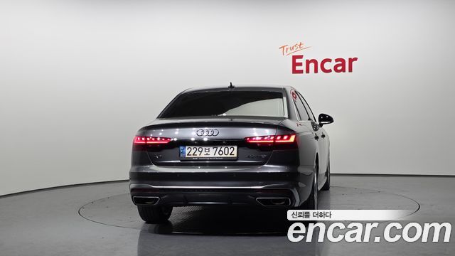 Audi A4 2021 — photo 4