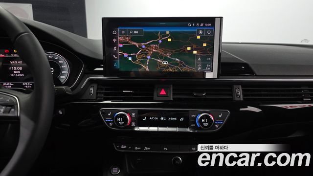 Audi A4 2021 — photo 14
