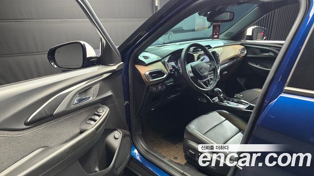 Chevrolet Korea Trailblazer 2022 — photo 11