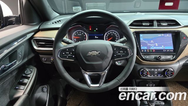 Chevrolet Korea Trailblazer 2022 — photo 13