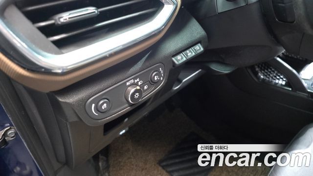 Chevrolet Korea Trailblazer 2022 — photo 16