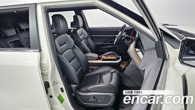 KG Mobility Torres 2025 — photo 12