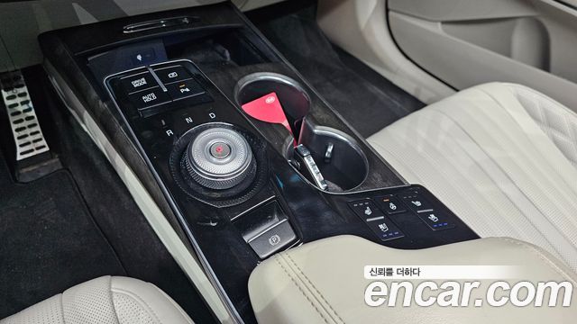 Kia K8 2022 — photo 9