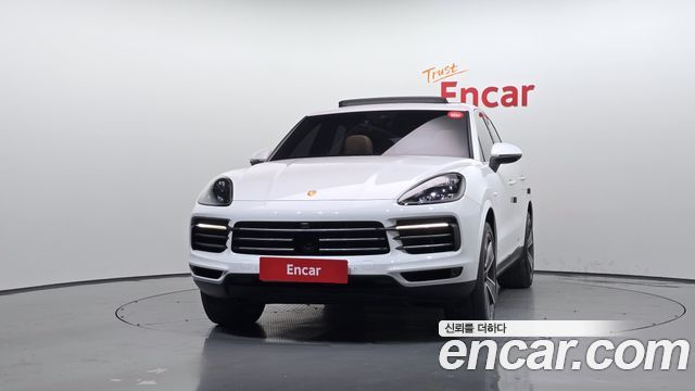 Porsche Cayenne 2020 — photo 3