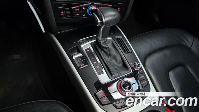 Audi A4 2015 — photo 9