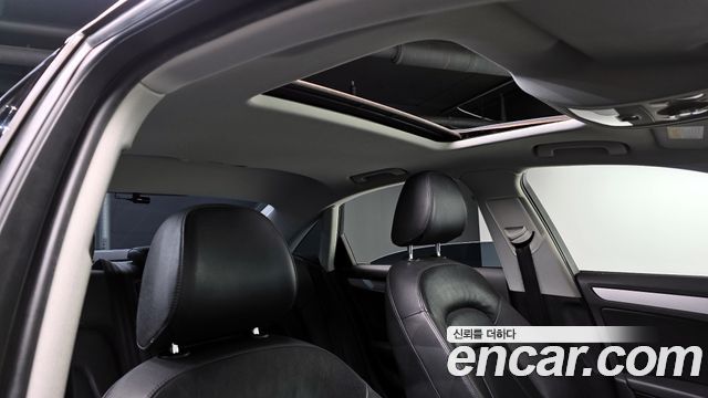 Audi A4 2015 — photo 18