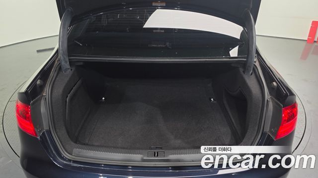 Audi A4 2015 — photo 20