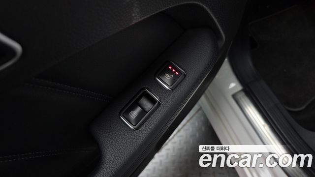 Mercedes-Benz E-Class 2014 — photo 18