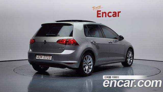 Volkswagen Golf 2016 — photo 2