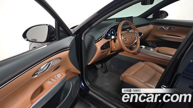 Genesis GV70 2021 — photo 11