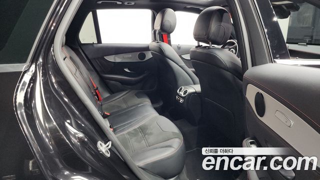 Mercedes-Benz GLC-Class 2022 — photo 12