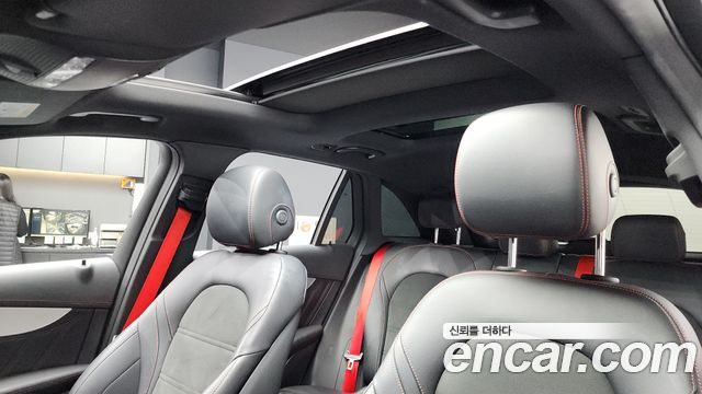 Mercedes-Benz GLC-Class 2022 — photo 19