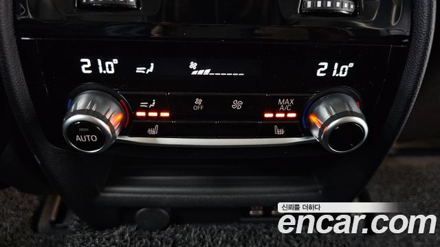 BMW Gran Turismo 2023 — photo 18