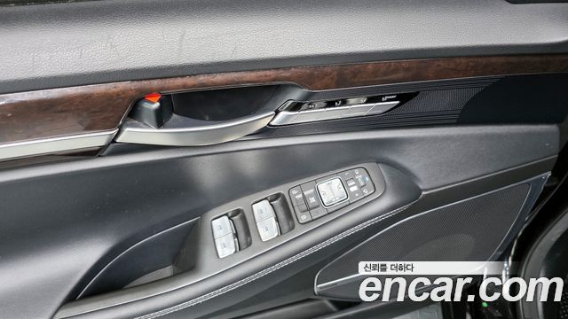 Genesis EQ900 2018 — photo 14
