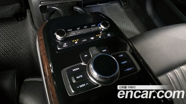 Genesis EQ900 2018 — photo 18