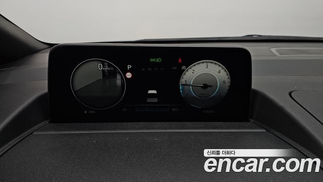 Hyundai Staria 2022 — photo 8