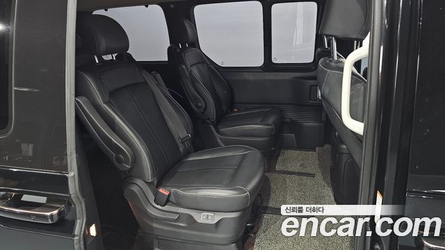 Hyundai Staria 2022 — photo 11
